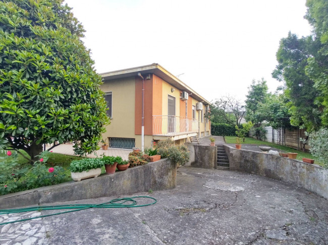 house detached for sale in Massa