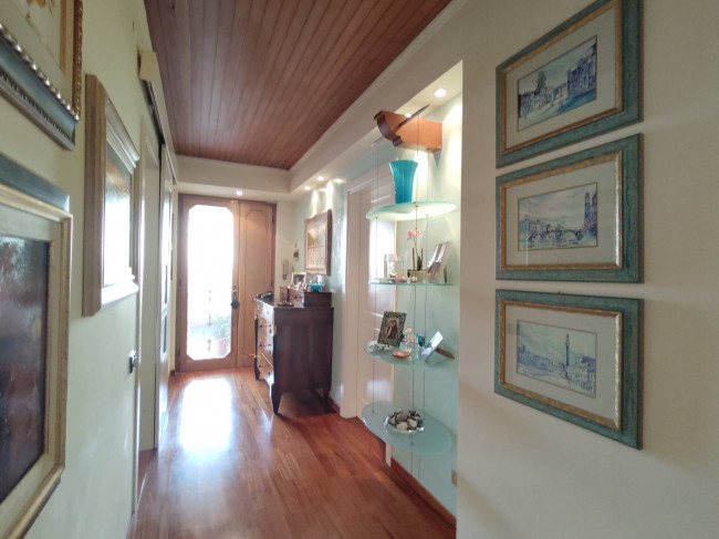 house detached for sale in Massa
