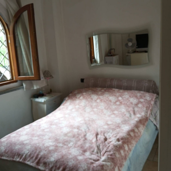 villa bifamiliare in vendita a Montignoso