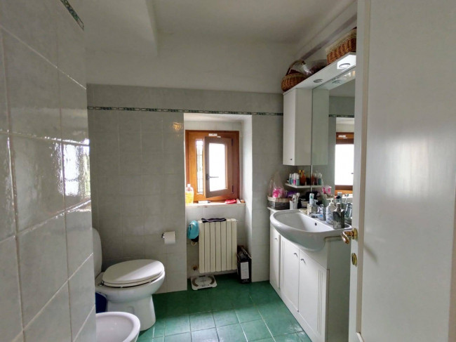 villa bifamiliare in vendita a Montignoso