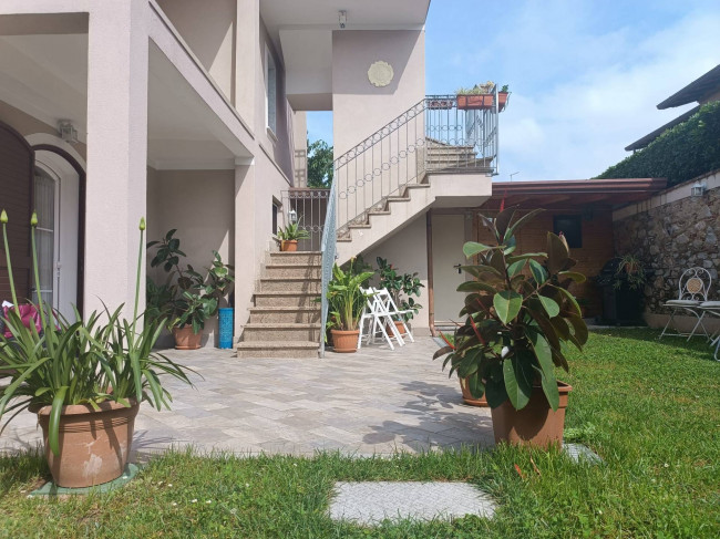 Appartamento in Villa in vendita a Seravezza