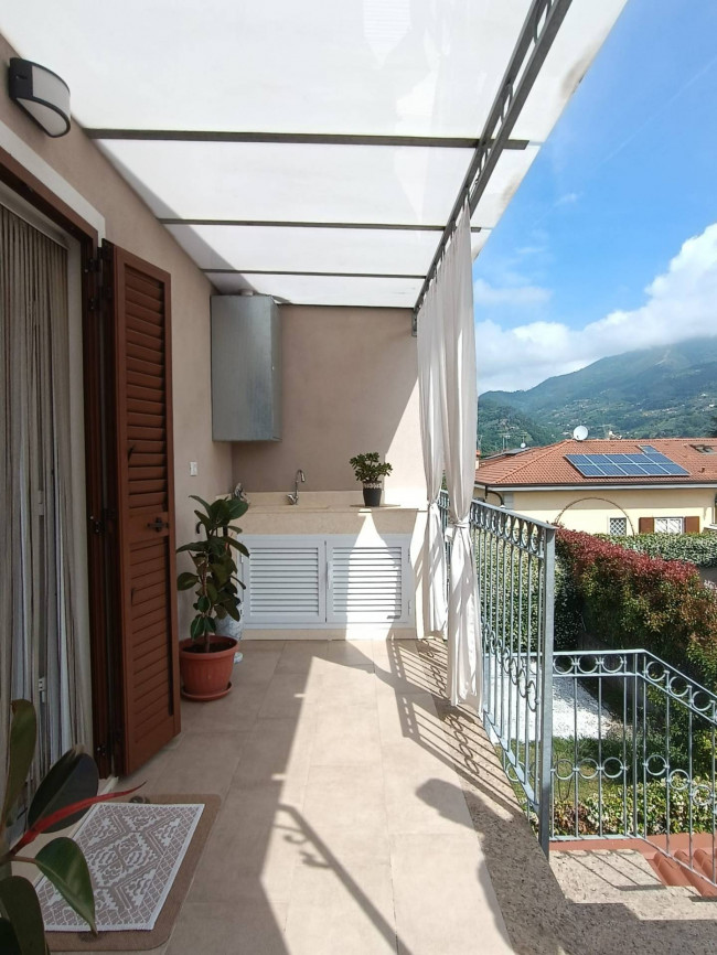 Appartamento in Villa in vendita a Seravezza