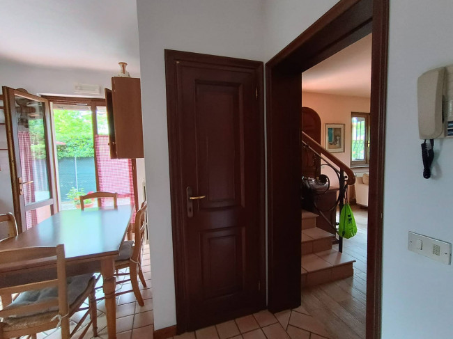 villa bifamiliare in vendita a Forte dei Marmi