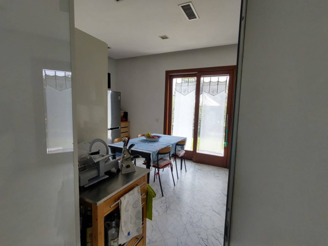 villa indipendente in vendita a Montignoso