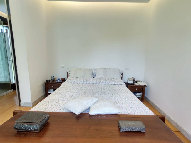 villa indipendente in vendita a Montignoso