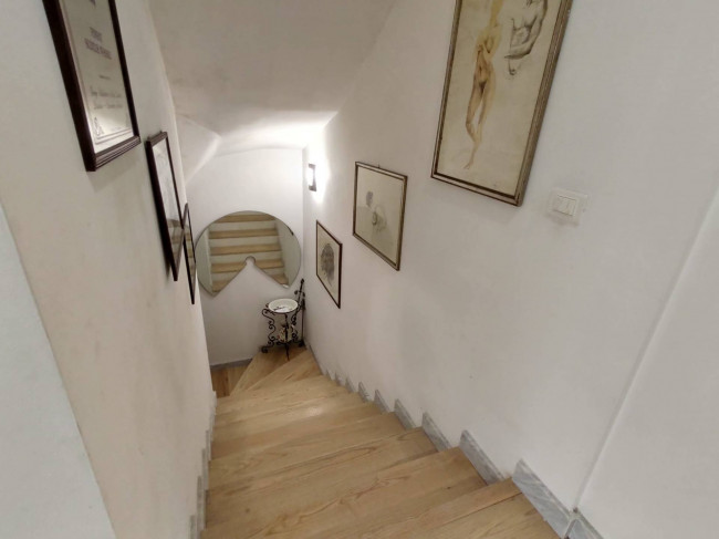 villa indipendente in vendita a Montignoso