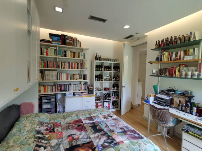 villa indipendente in vendita a Montignoso