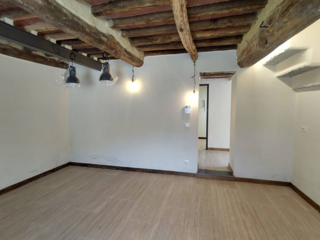 casa indipendente in vendita a Pietrasanta