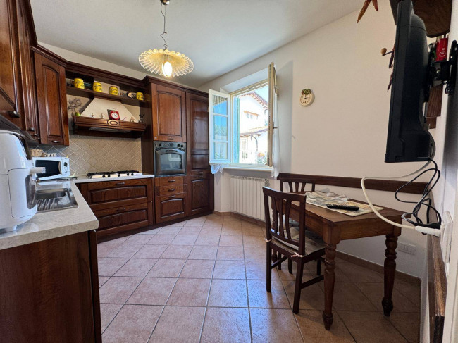 casa indipendente in vendita a Seravezza