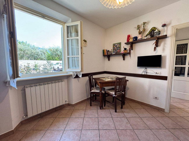 casa indipendente in vendita a Seravezza