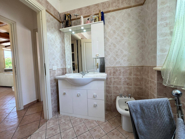 casa indipendente in vendita a Seravezza