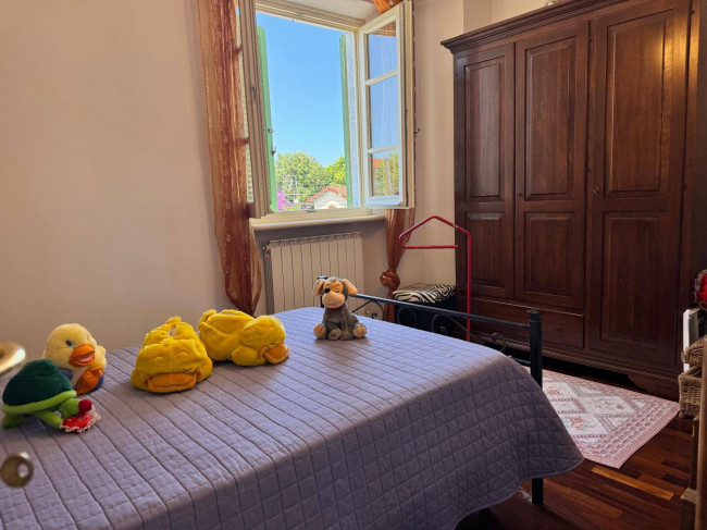 casa indipendente in vendita a Seravezza