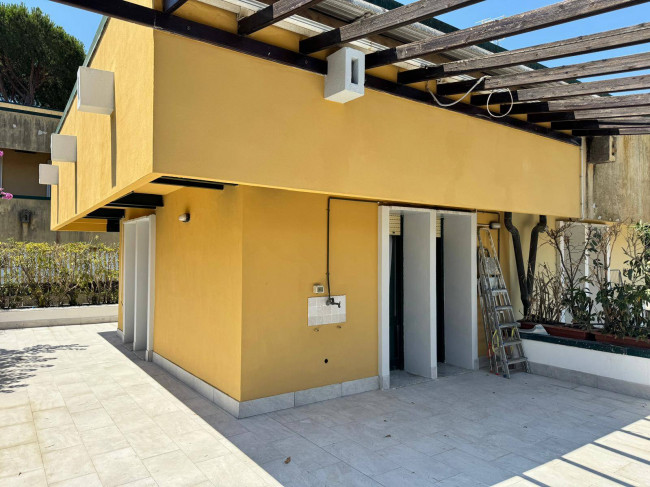 Villa quadrifamiliare in vendita a Montignoso