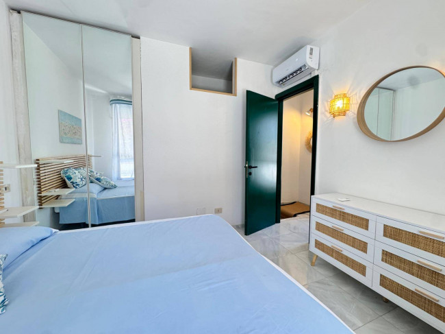 Villa quadrifamiliare in vendita a Montignoso