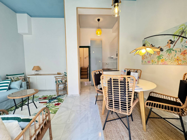 Villa quadrifamiliare in vendita a Montignoso