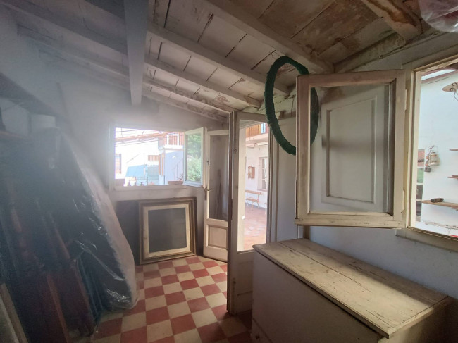 PALAZZINA in vendita a Camaiore