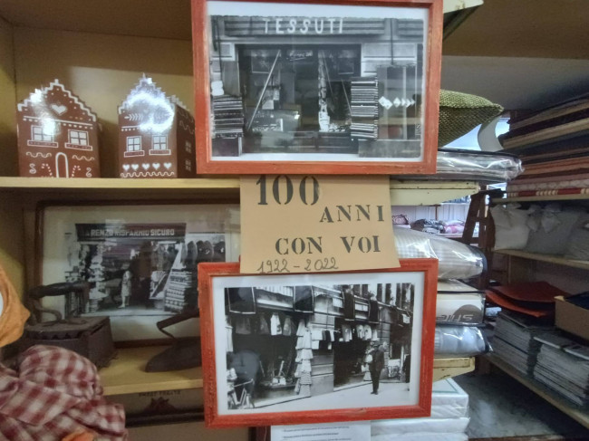 PALAZZINA in vendita a Camaiore