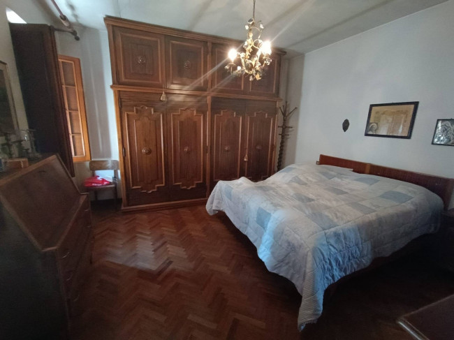 PALAZZINA in vendita a Camaiore