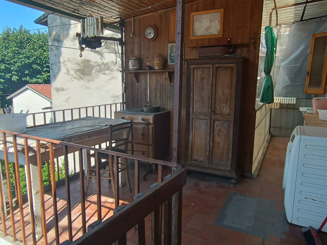 PALAZZINA in vendita a Camaiore