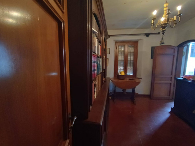 PALAZZINA in vendita a Camaiore