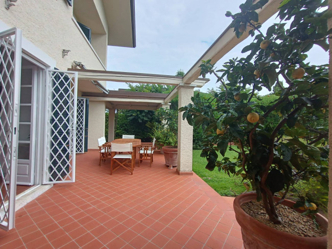 Villa in affitto a Forte dei Marmi