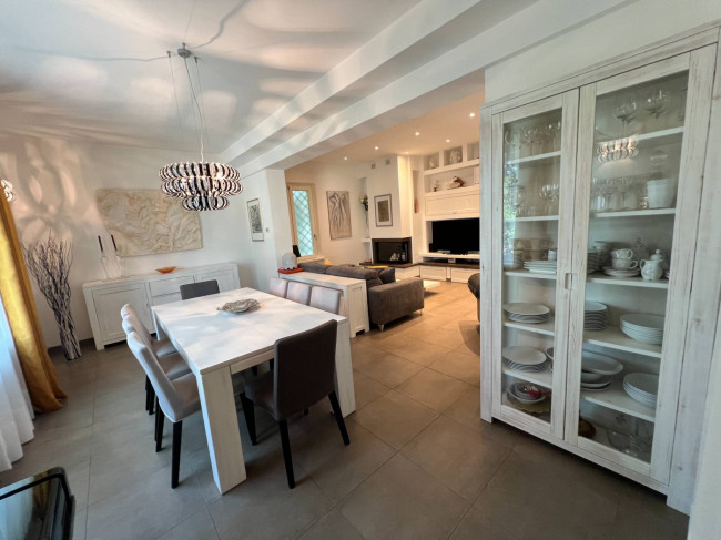 Villa single for rent in Forte dei Marmi