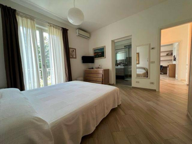 Villa single for rent in Forte dei Marmi