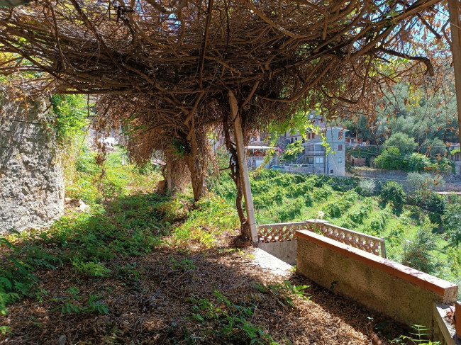 Villa semindipendente in vendita a Pietrasanta