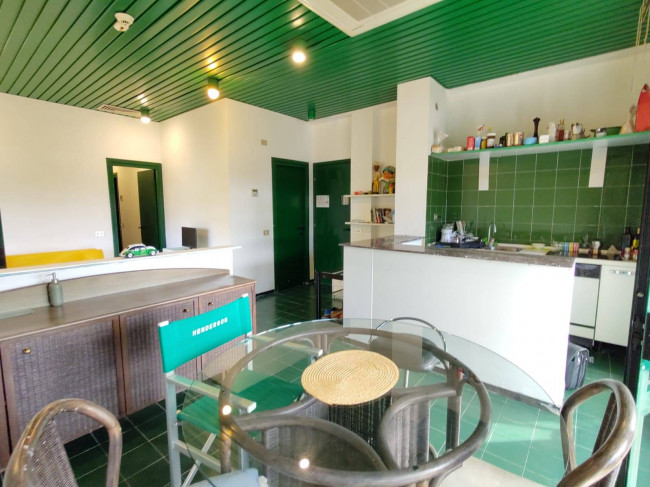 appartamento in vendita a Montignoso