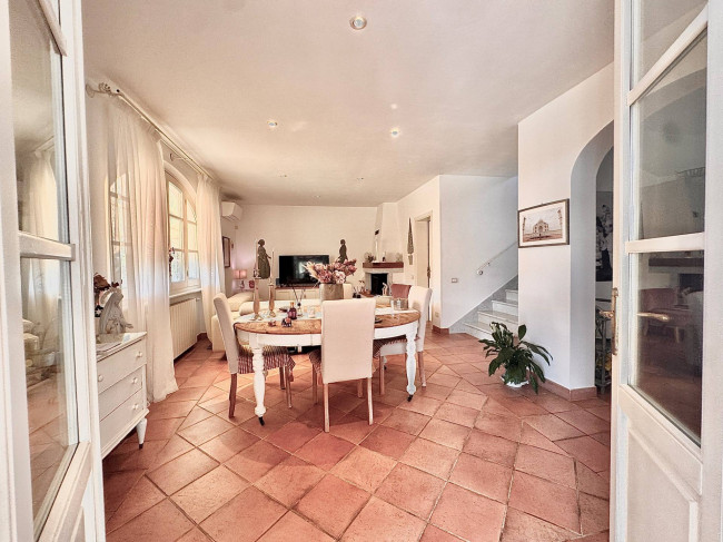 Villa in vendita a Seravezza