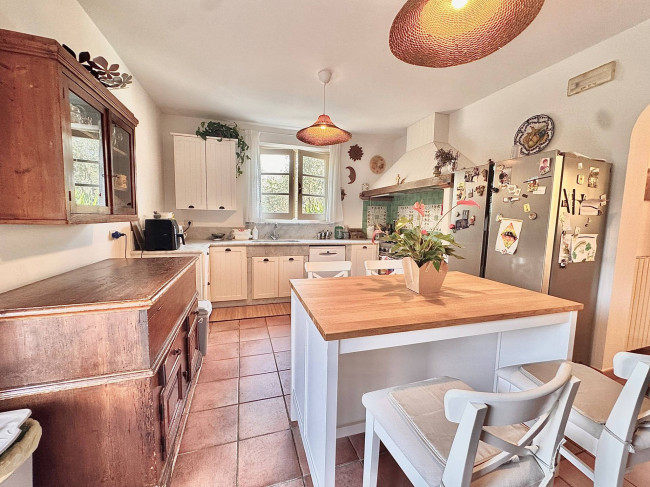 Villa in vendita a Seravezza