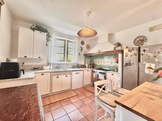 Villa in vendita a Seravezza