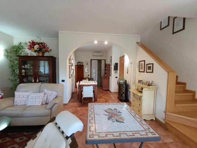 Villa in vendita a Montignoso