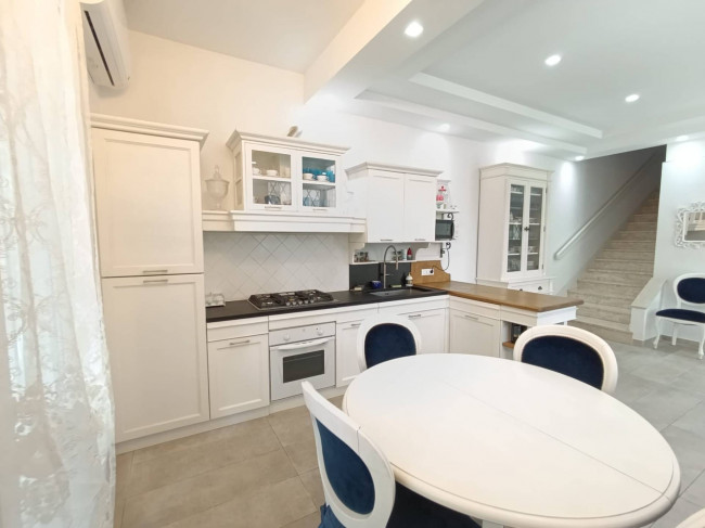 casa indipendente in vendita a Forte dei Marmi