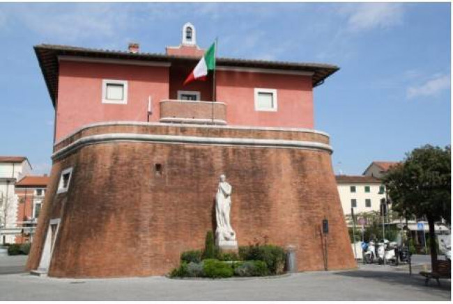 villa indipendente in vendita a Forte dei Marmi