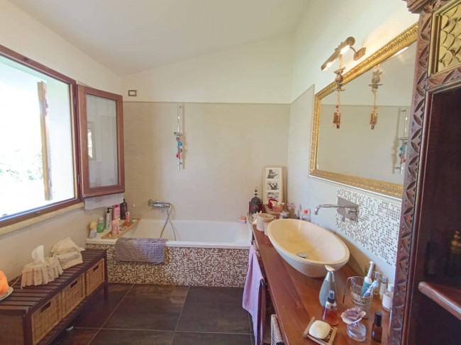 villa indipendente in vendita a Pietrasanta