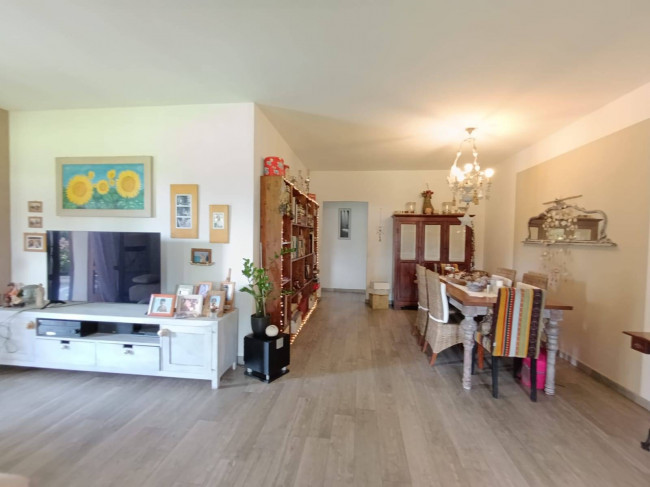 villa indipendente in vendita a Pietrasanta