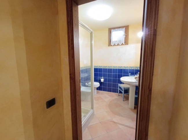 villa indipendente in vendita a Montignoso