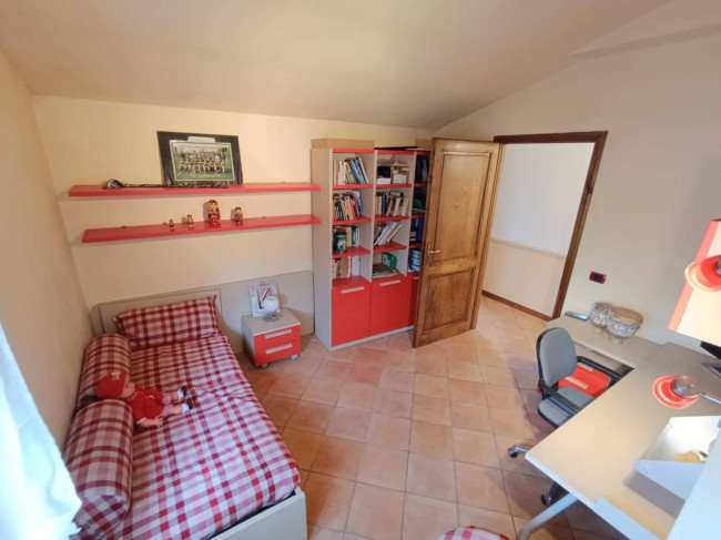 villa indipendente in vendita a Montignoso