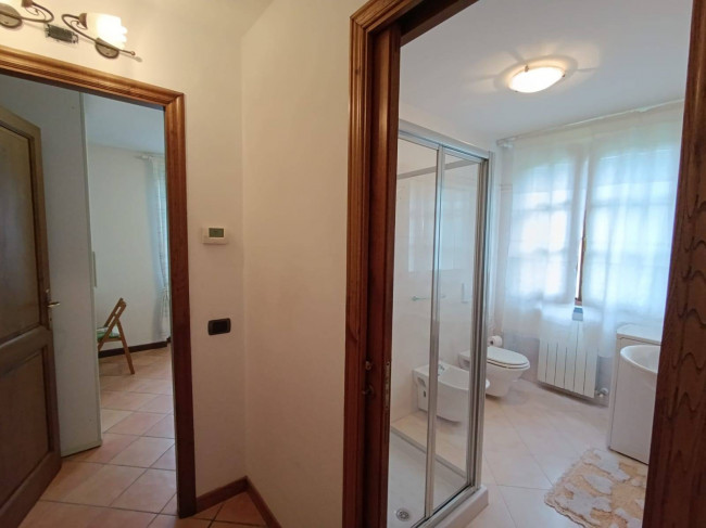 villa indipendente in vendita a Montignoso