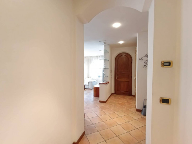 villa indipendente in vendita a Montignoso