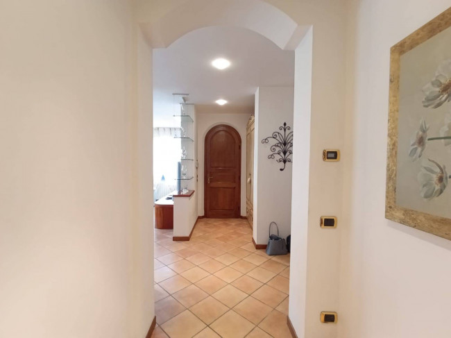 villa indipendente in vendita a Montignoso