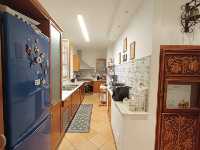 villa indipendente in vendita a Montignoso