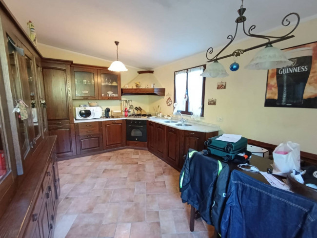 casa indipendente in vendita a Pietrasanta