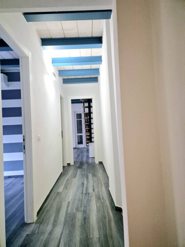 villa indipendente in vendita a Carrara