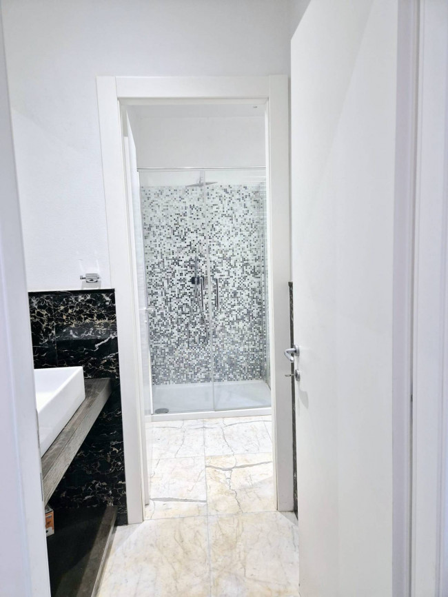 villa indipendente in vendita a Carrara