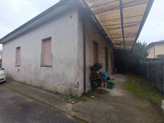 Villa in vendita a Montignoso