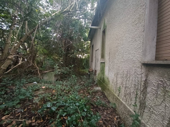 Villa in vendita a Montignoso