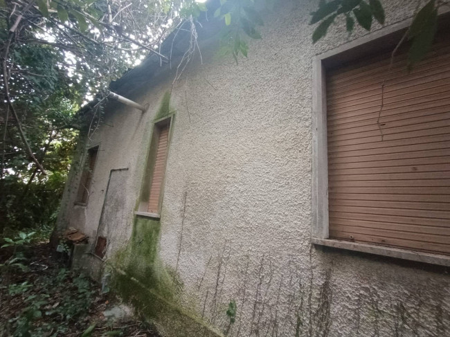 Villa in vendita a Montignoso