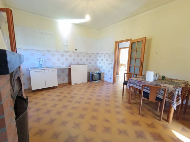 villa indipendente in vendita a Camaiore